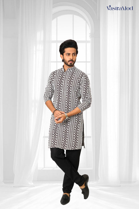 Men's Black & White Geometric Print Pure Cotton Kurta