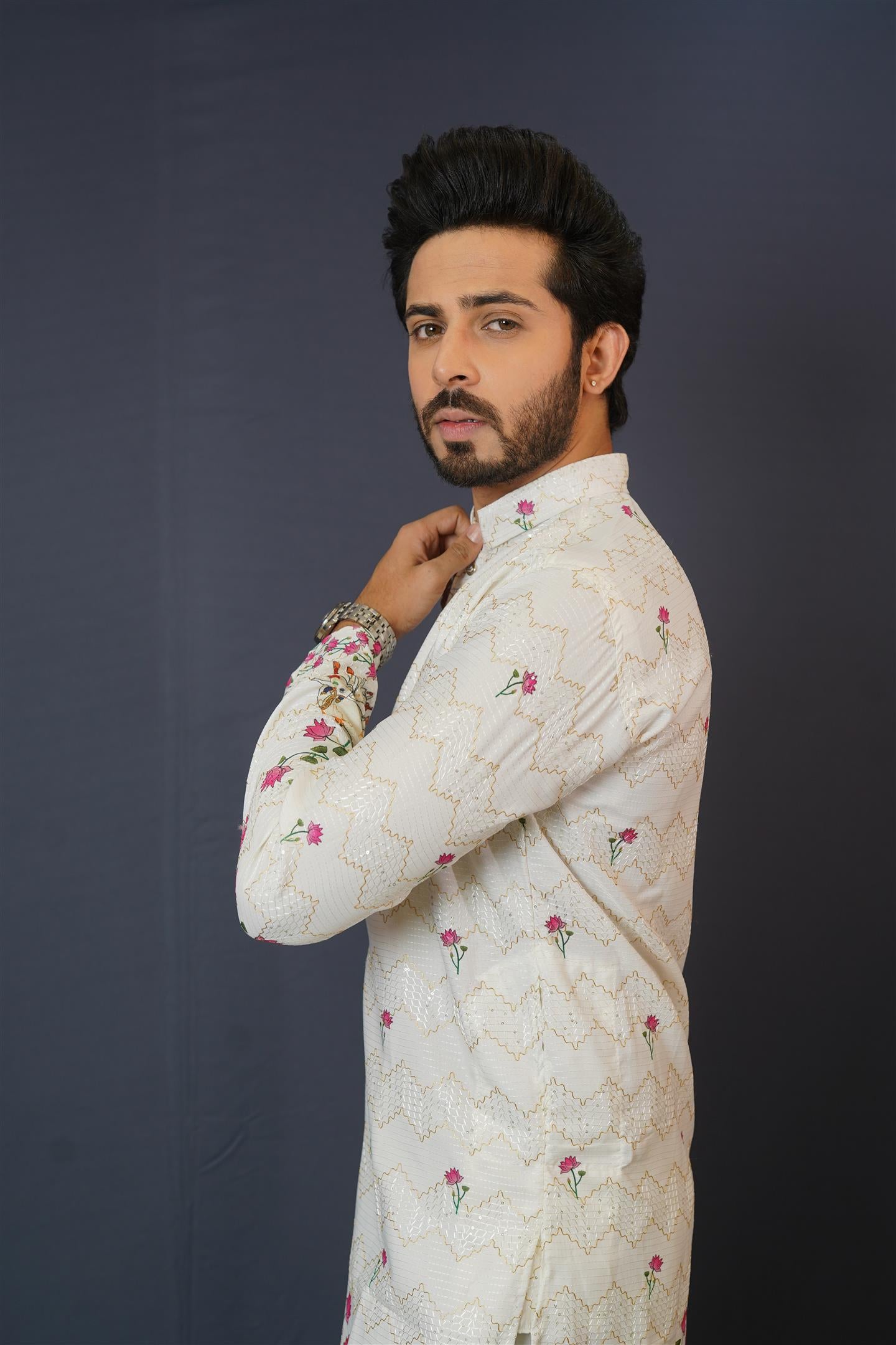 Ivory Pichwai-Inspired Kurta with Lotus & Cow Motifs