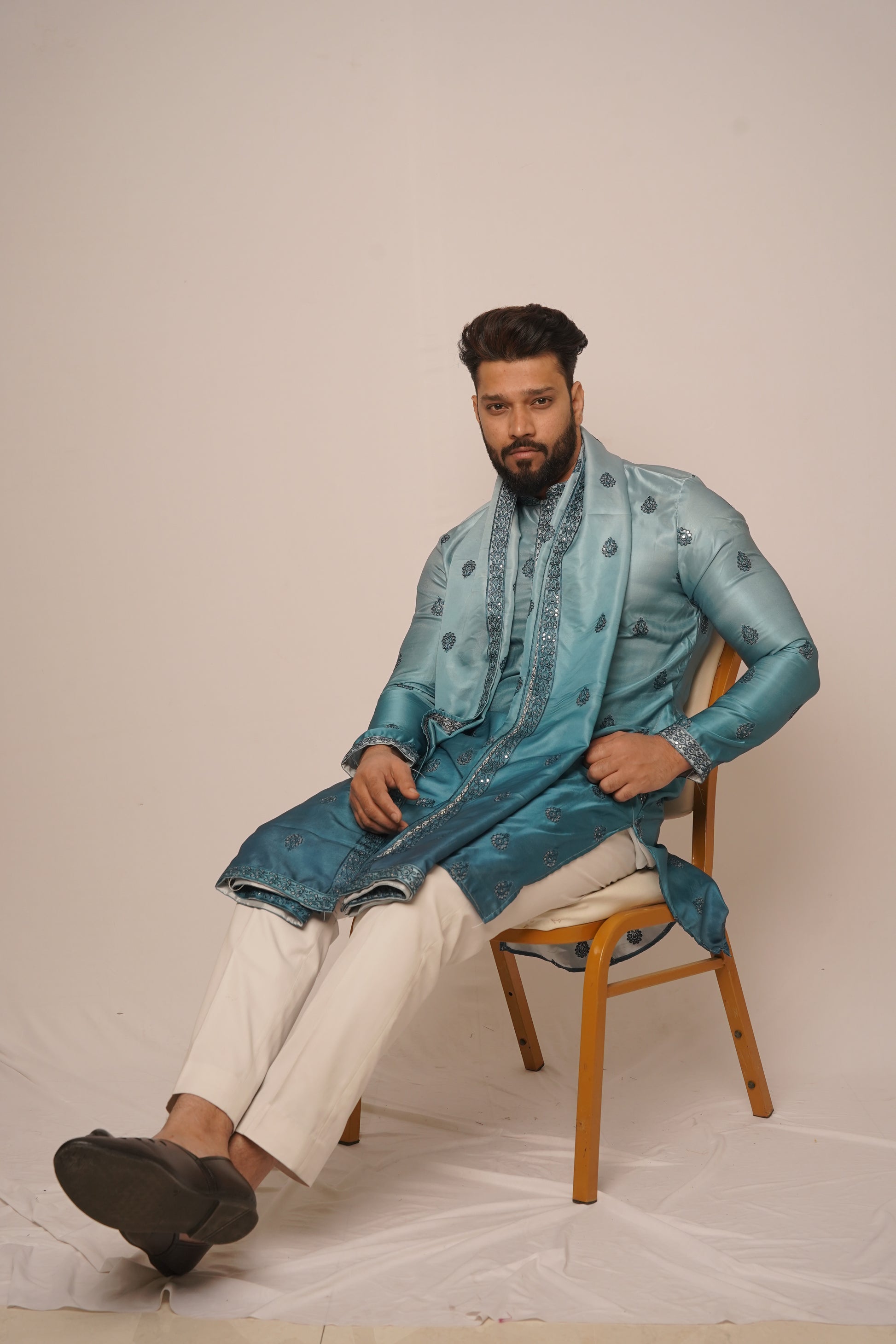 Seafoam Blue Ombré Kurta Set with Embroidered Stole